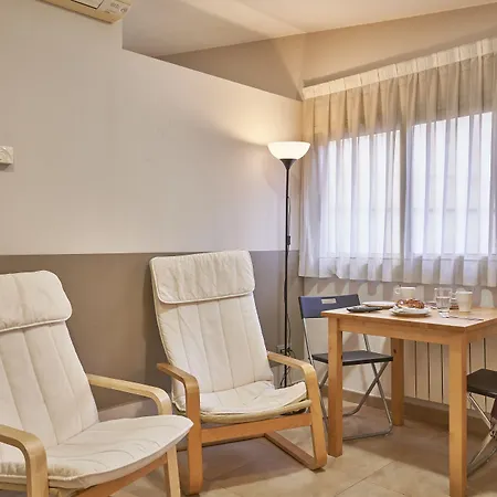 Lägenhet Sants Station